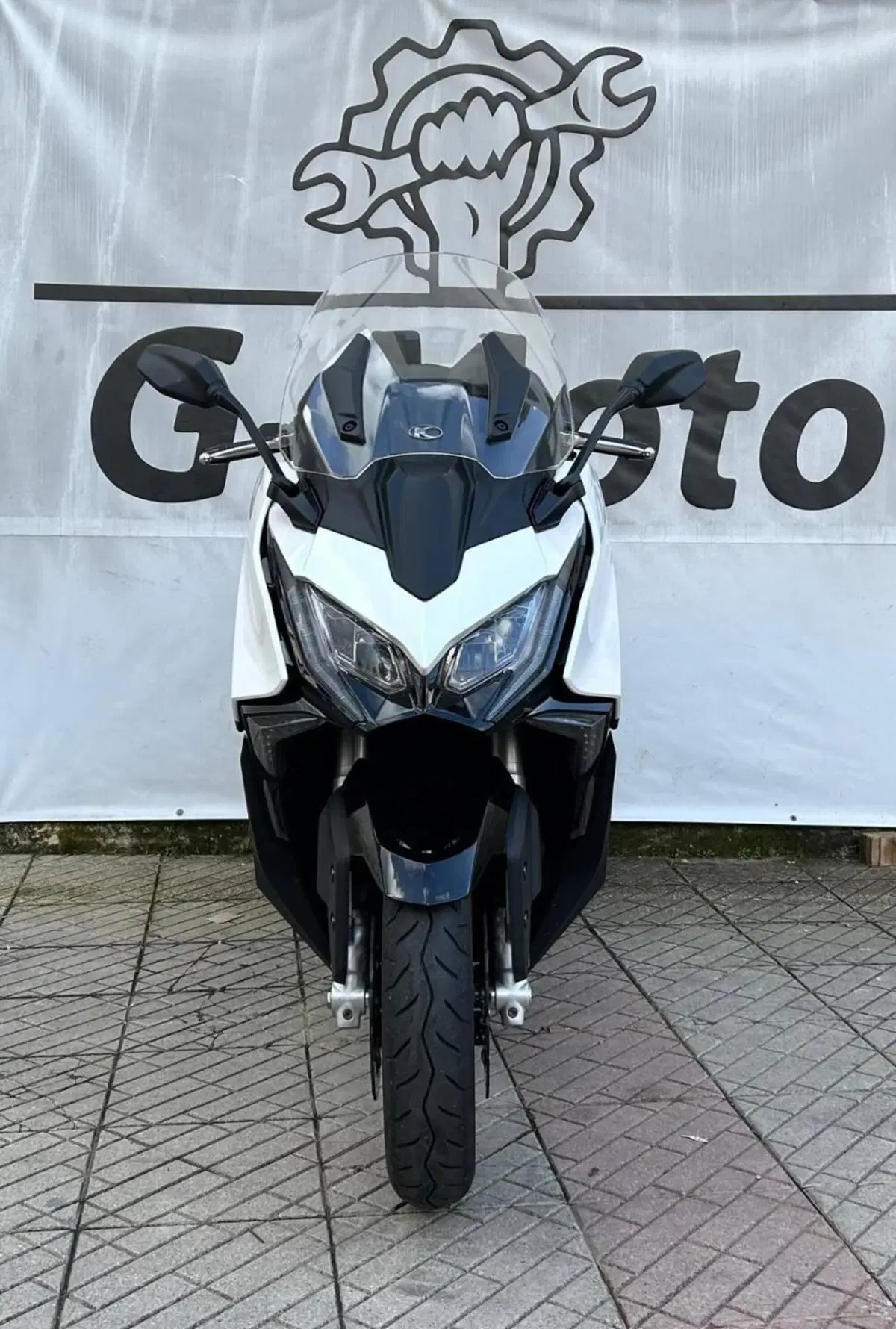 Kymco AK 575 Premium (2025 - 26) (3)