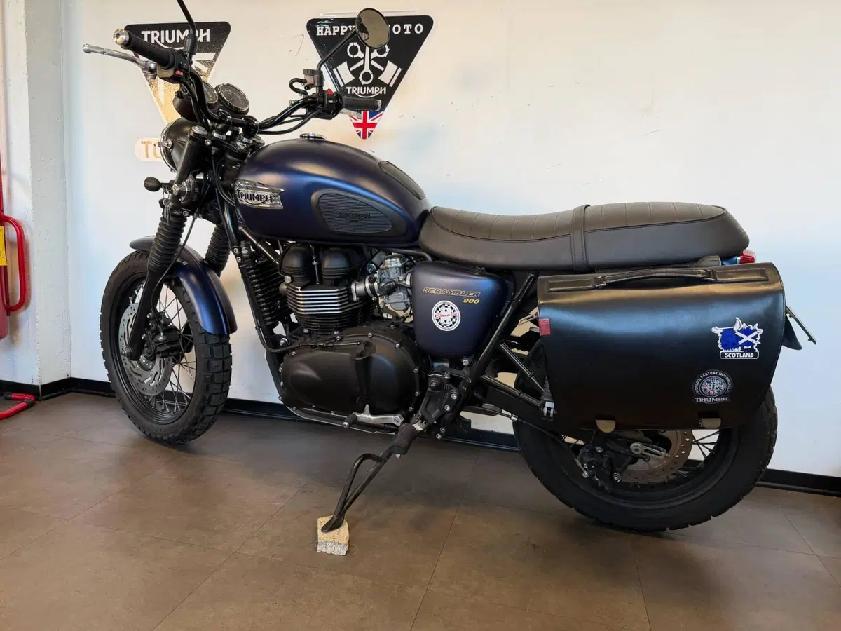 Triumph Scrambler (2006 - 17) (2)