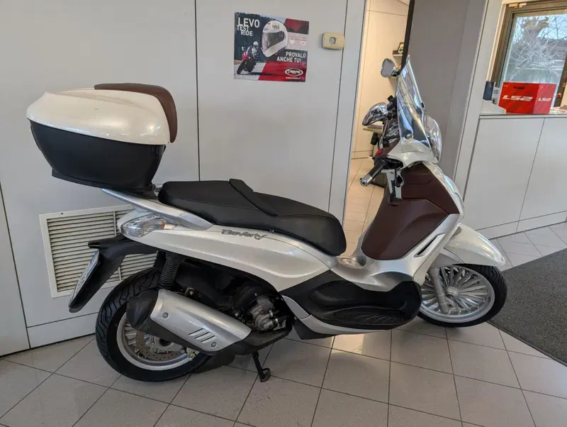 Piaggio Beverly 300 i.e. (2010 - 16) (5)