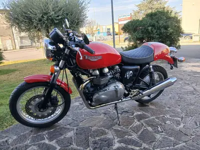 Triumph Thruxton 900 (2004 - 15) usata