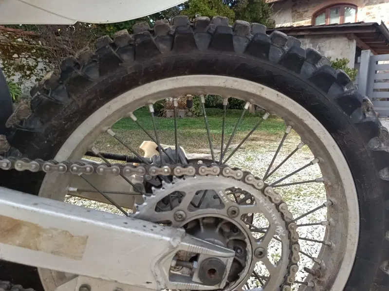 Suzuki RM 2T (8)