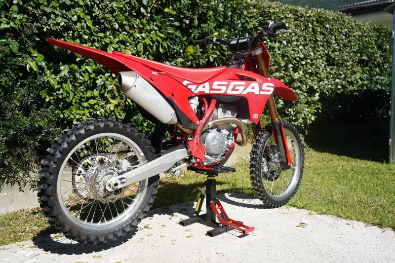 GASGAS MC 250 F (2021) (4)