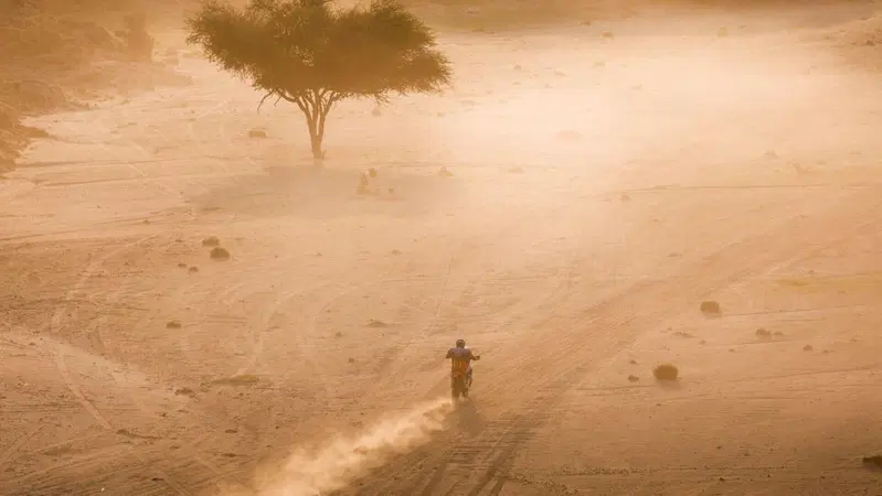 Dakar 2026. Tappa 1 BIS. Equilibri di coppia e assalti di massa [VIDEO]