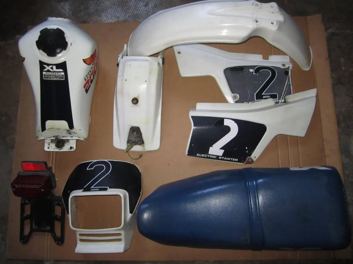 Honda XL 200 R (2)