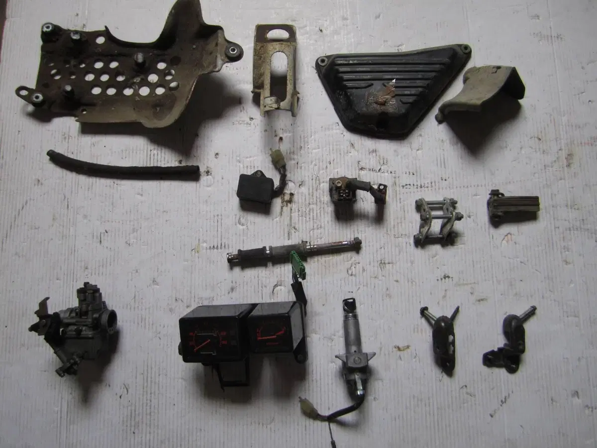 Honda XL 200 R (4)