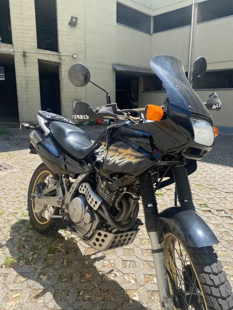 Honda NX 650 Dominator (1996 - 02) (11)