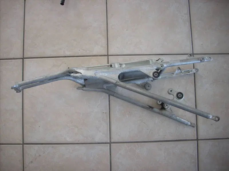 TELAIETTO POSTERIORE SXV Aprilia