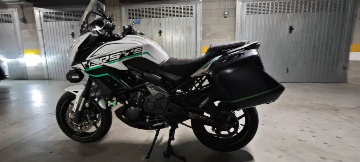 Kawasaki Versys 650 Grand Tourer (2017 - 20) (3)