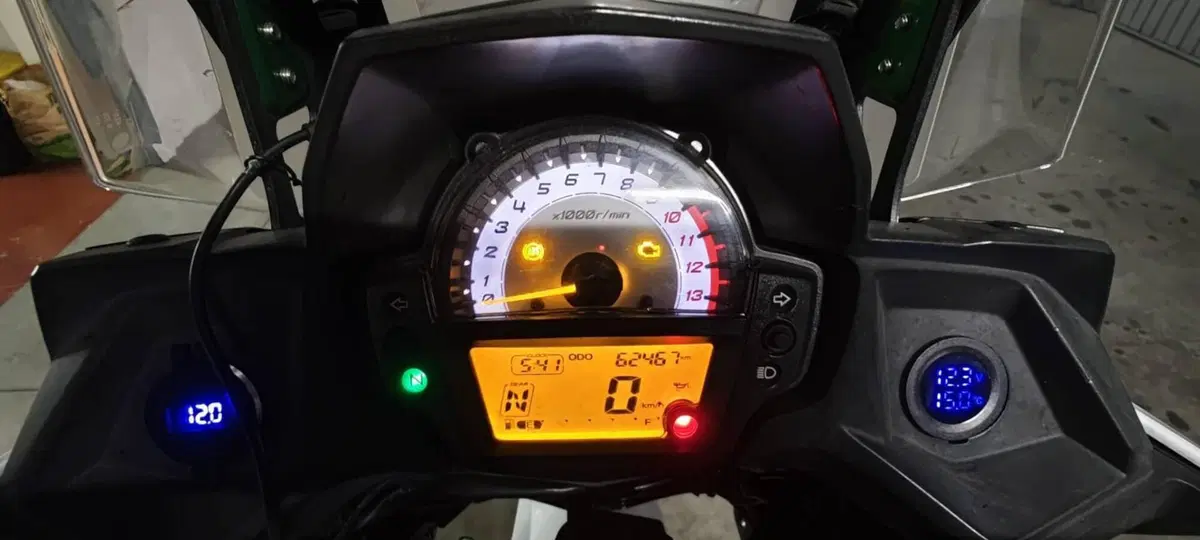 Kawasaki Versys 650 Grand Tourer (2017 - 20) (4)