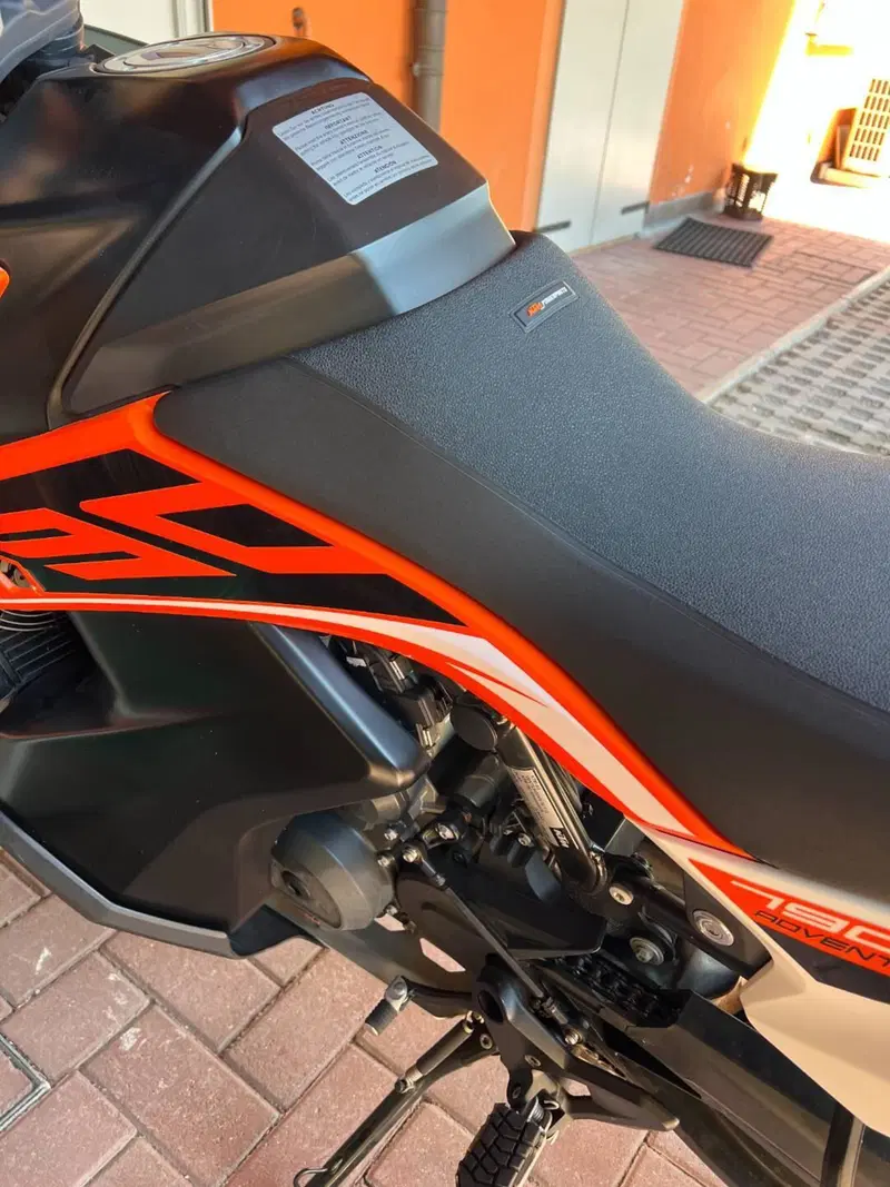 KTM 790 Adventure (2019 - 20) (6)