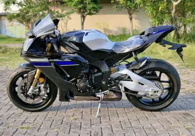 Yamaha YZF R1M (2020 - 25) usata
