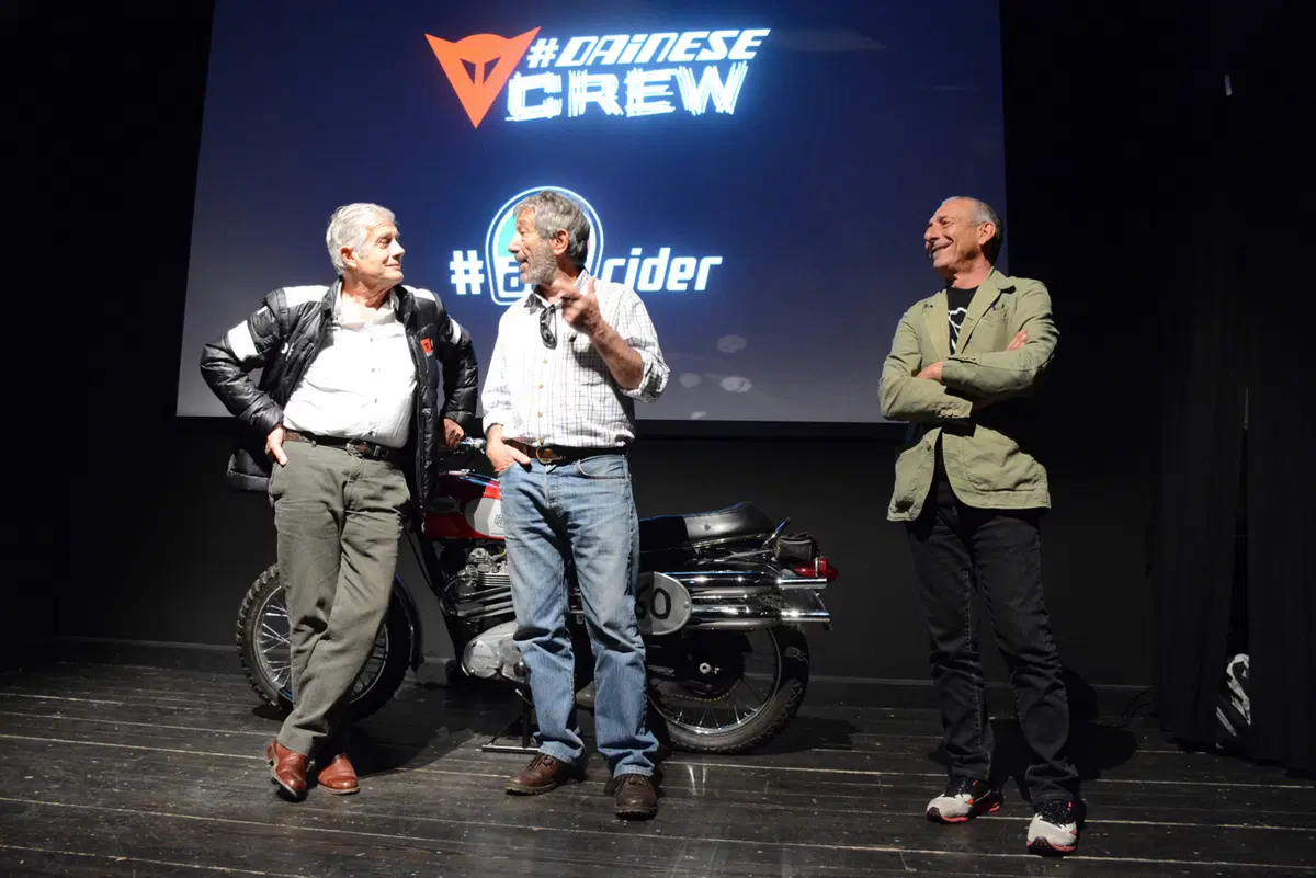 Agostini e Lucchinelli con Dainese per presentare il Webisode #5 Old Dogs (2)