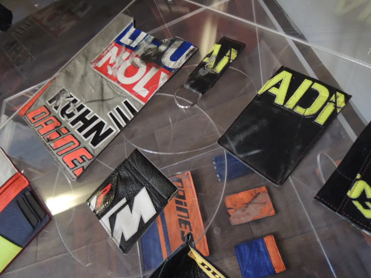 Agostini e Lucchinelli con Dainese per presentare il Webisode #5 Old Dogs (4)
