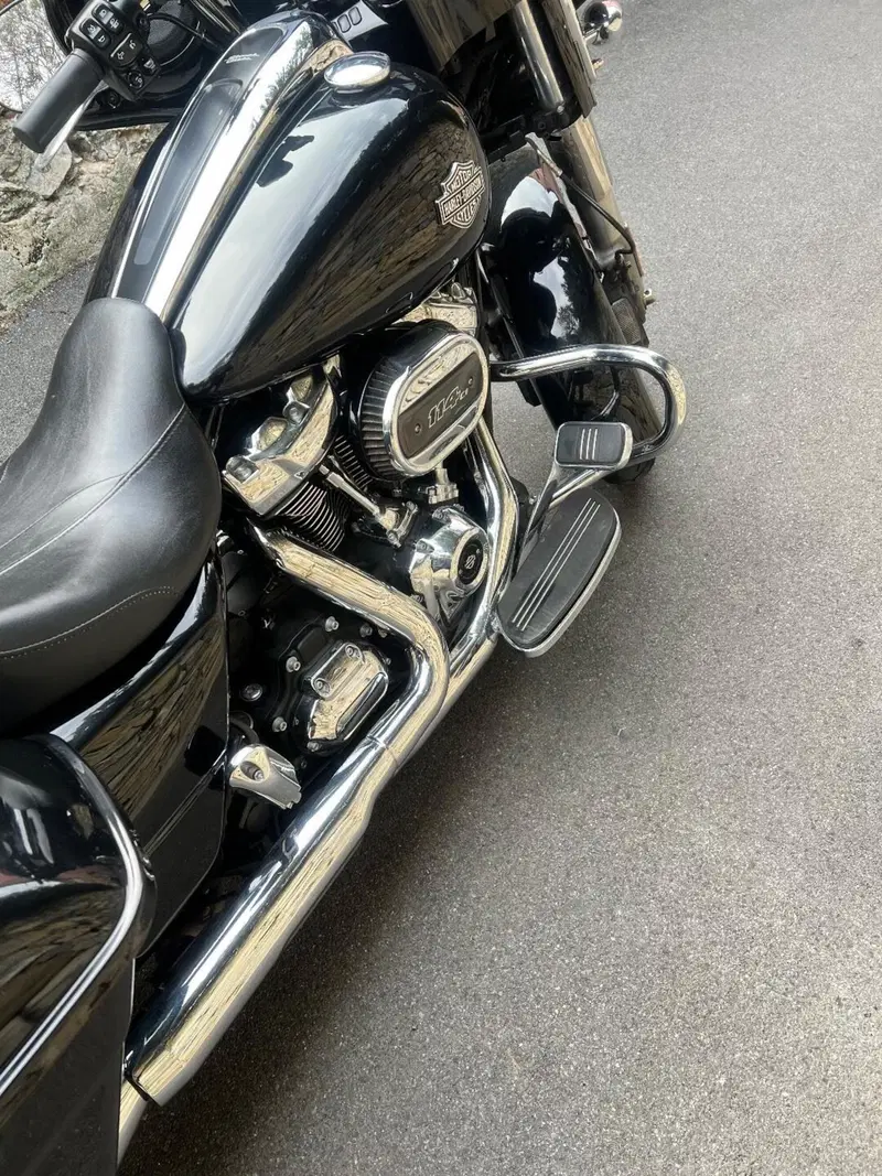 Harley-Davidson 114 Street Glide Special (2019 - 20) - FLHXS (7)