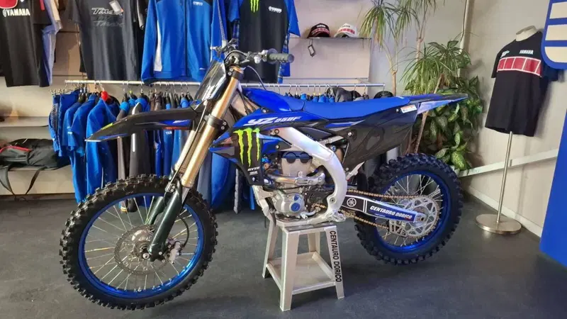 Yamaha YZ 250 F Monster Energy Yamaha Racing Edition (2025)