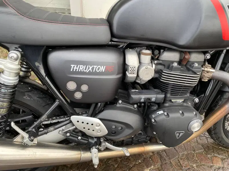 Triumph Thruxton RS (2020 - 25) (11)