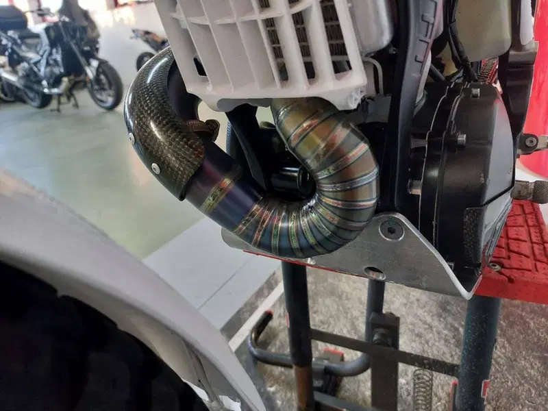 Vertigo Nitro 300 (2023 - 24) (8)