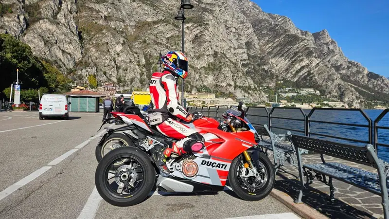 Ducati Panigale V4 S 1100 Corse (2019) (9)