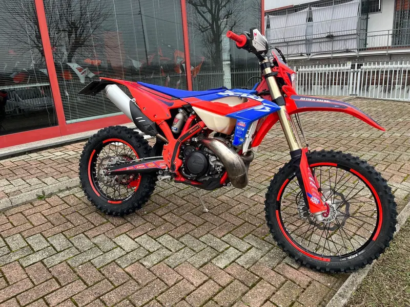 Betamotor RR 300 2T Enduro Racing (2023) (2)
