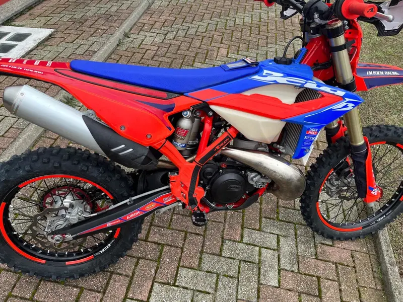 Betamotor RR 300 2T Enduro Racing (2023) (15)