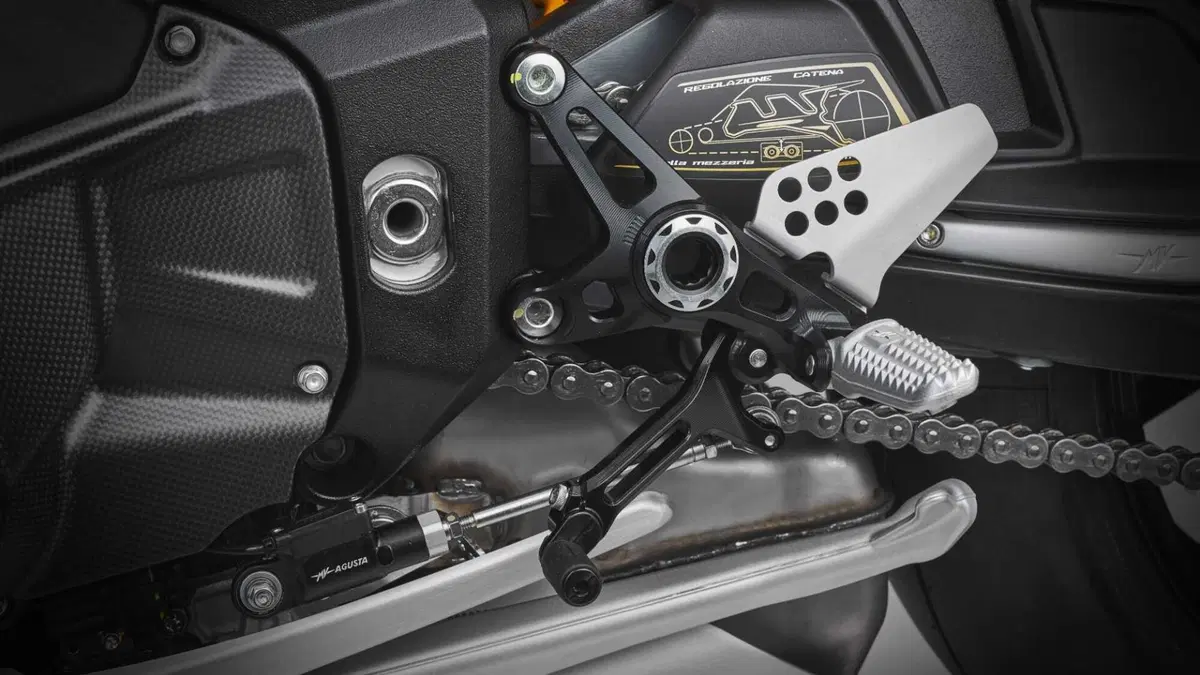 MV Agusta Brutale 1000 Brutale 1000 RR (2026) (22)