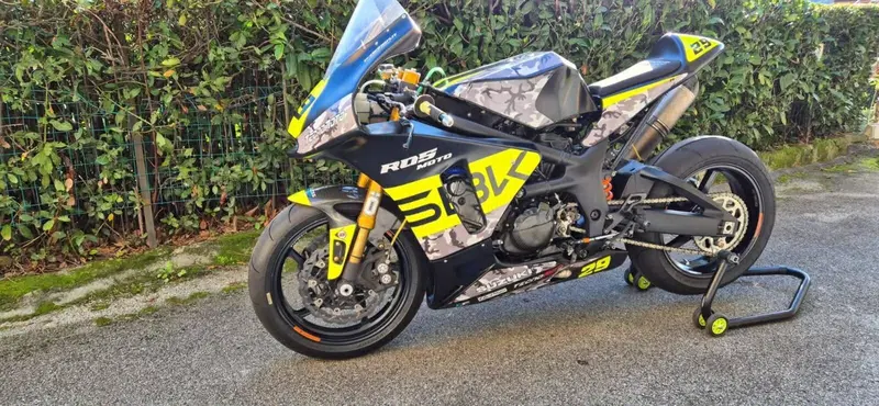 Suzuki SV 650 (1999 - 02) (3)