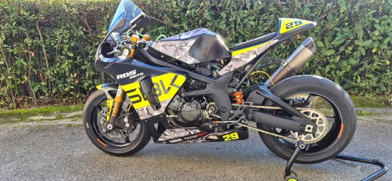 Suzuki SV 650 (1999 - 02) (10)