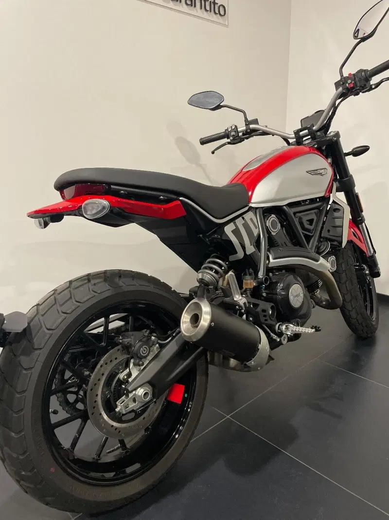 Ducati Scrambler 800 Icon (2023 - 24) (2)