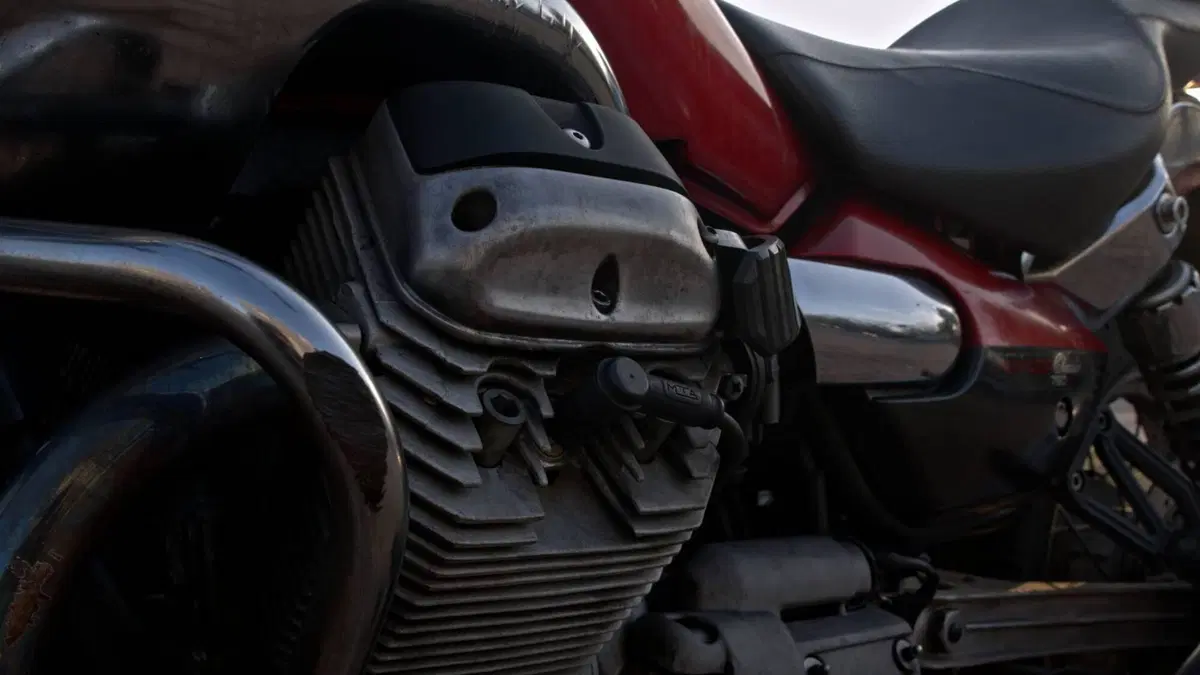 Moto Guzzi Nevada 750 Classic i.e. (2004 - 06) (8)