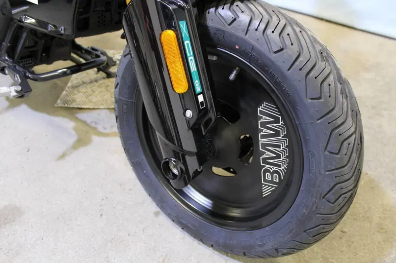 Bmw CE 02 (2024 - 26) (7)