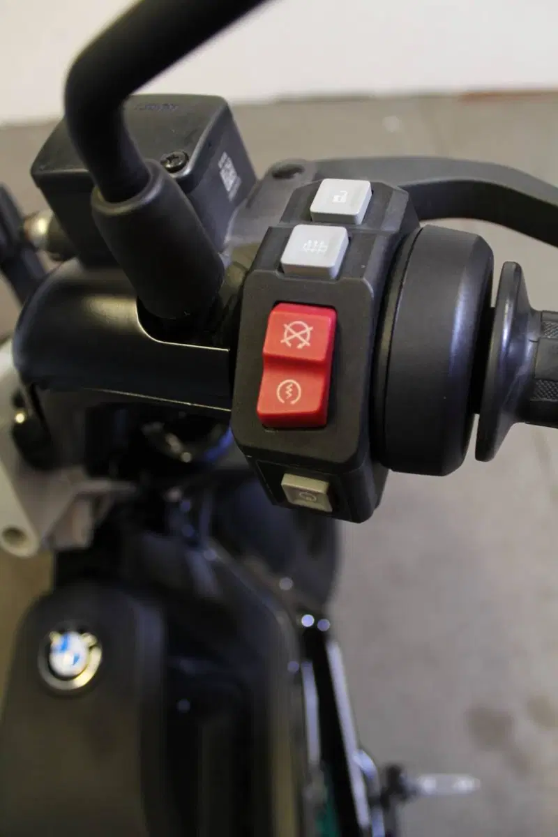 Bmw CE 02 (2024 - 26) (11)