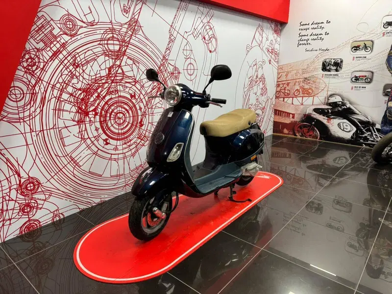 Vespa Sprint 50 2T (2014 - 17) (5)