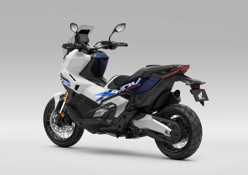 Honda X-ADV 750 X-ADV 750 Special Edition Gravel (2026) (4)