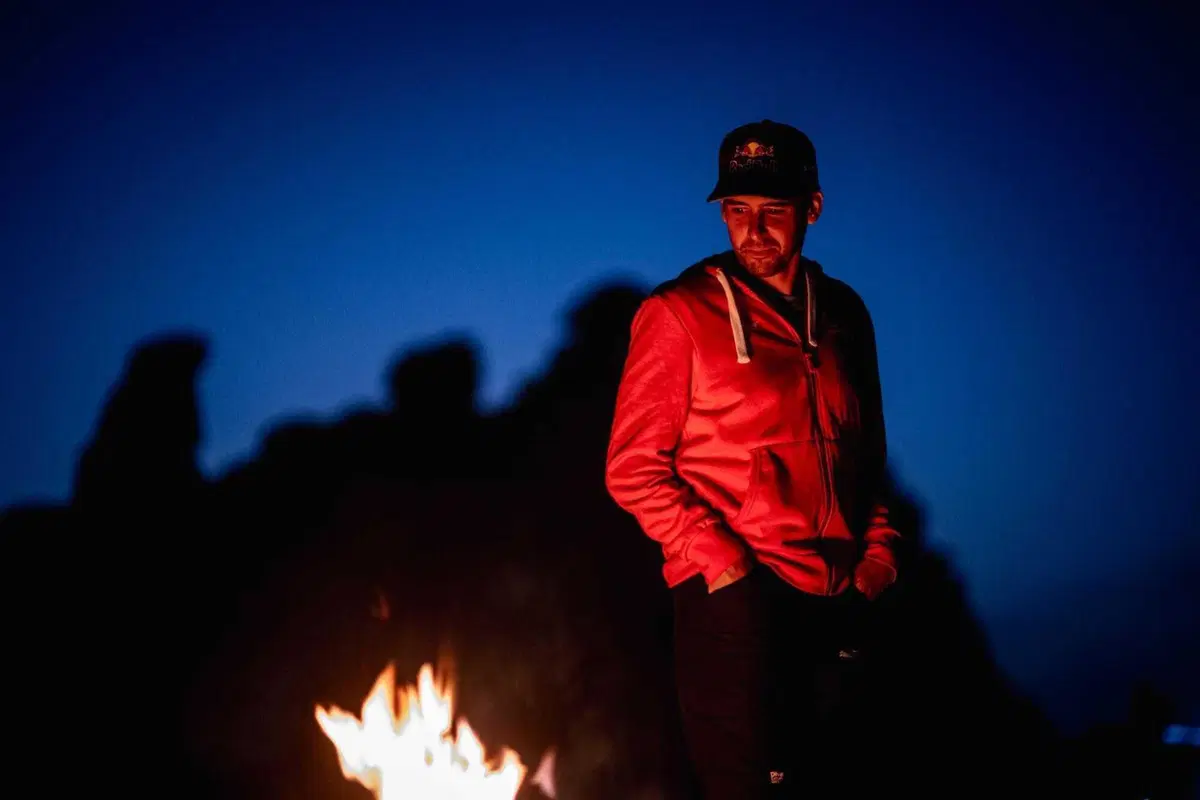 Dakar 2026. T5. Sia maledetta la Marathon! Schareina penalizzato, Al Rajhi out. Sanders, KTM, e Lategan, Toyota, al comando (3)