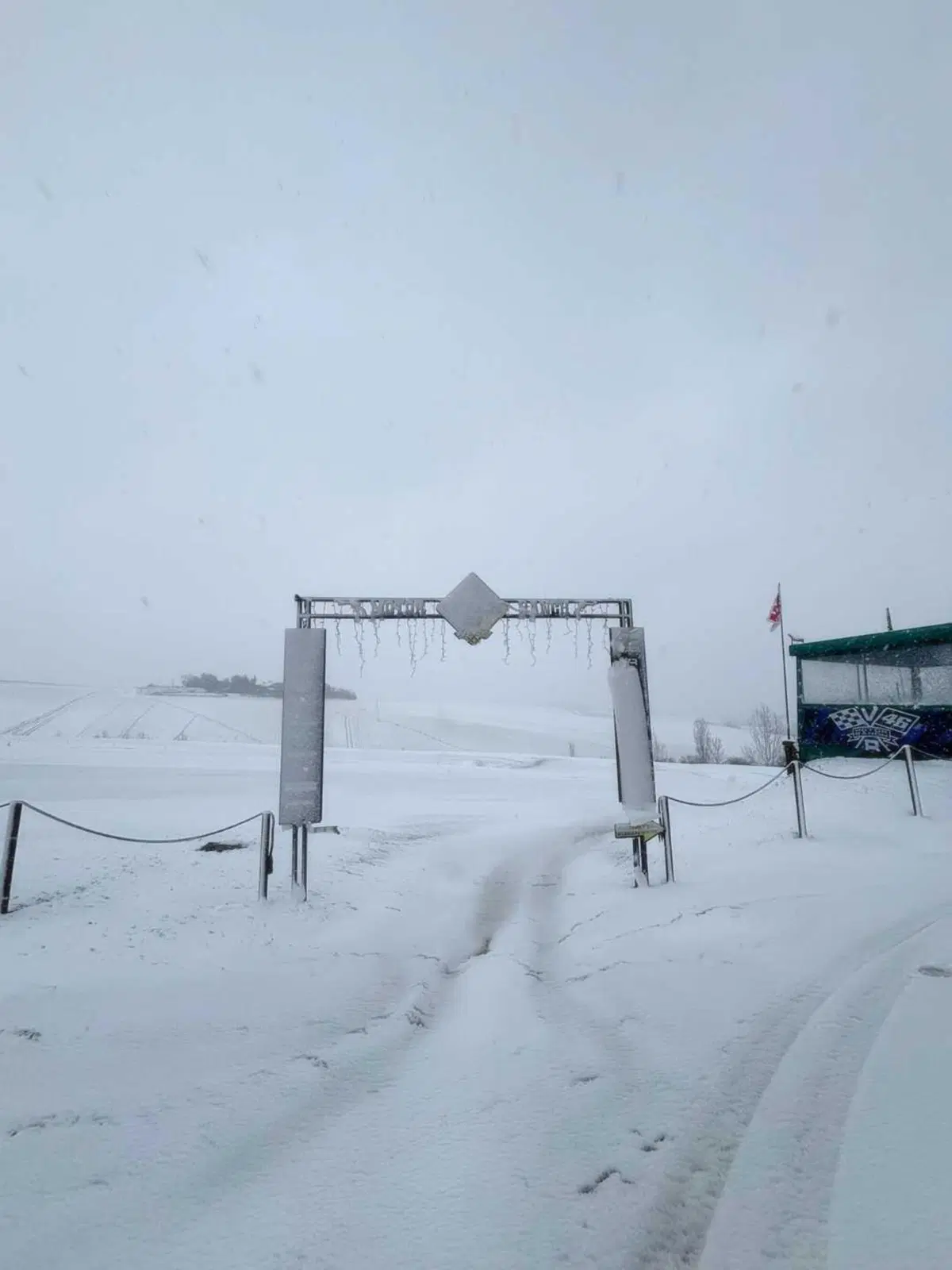 Italia sotto la neve: Imola, Misano e Mugello imbiancati, anche il Ranch di Valentino Rossi è un presepe [GALLERY] (11)