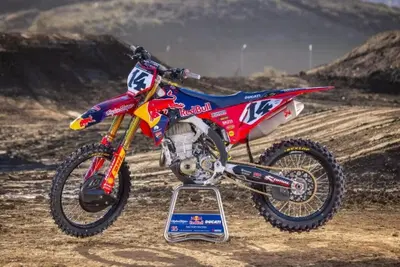 Supercross: svelata la grafica con cui Ducati debutter&agrave; nel cross americano