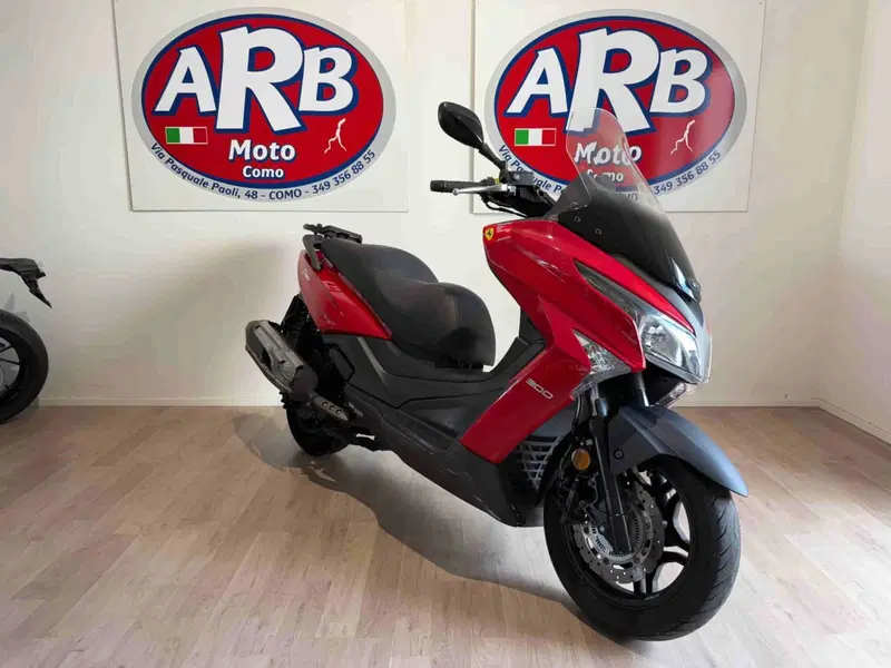 Kymco X-Town 300i ABS (2016 - 20) (5)