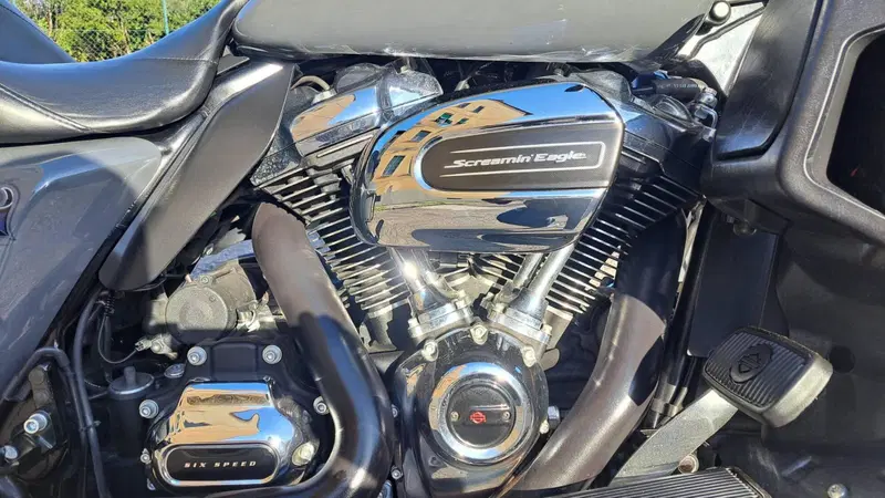 Harley-Davidson 107 Electra Glide Ultra Limited (2017 - 18) - FLHTK (7)