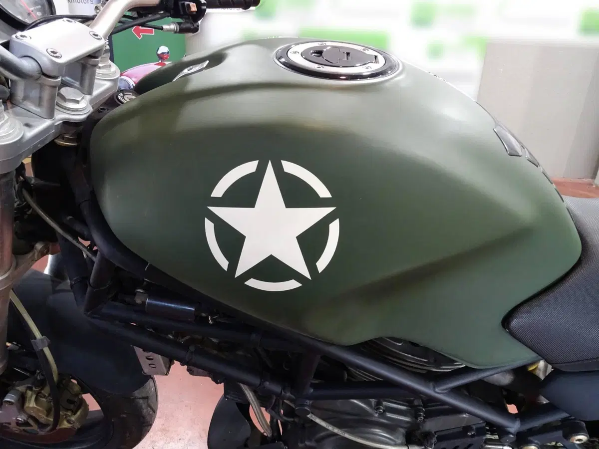 Ducati Monster 900 (1997 - 98) (12)
