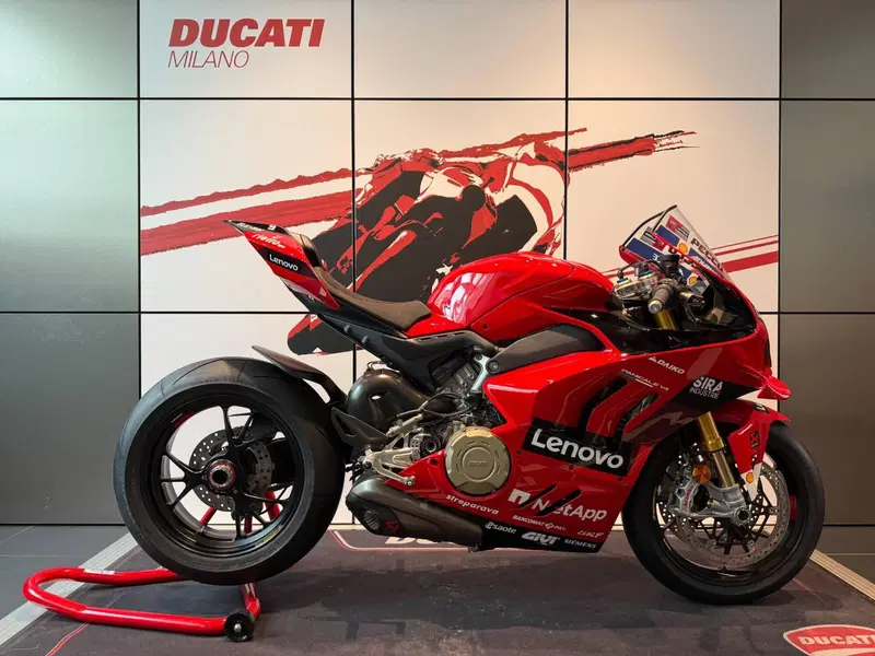 Ducati Panigale V4 Bagnaia 2022 World Champion Replica (2023)