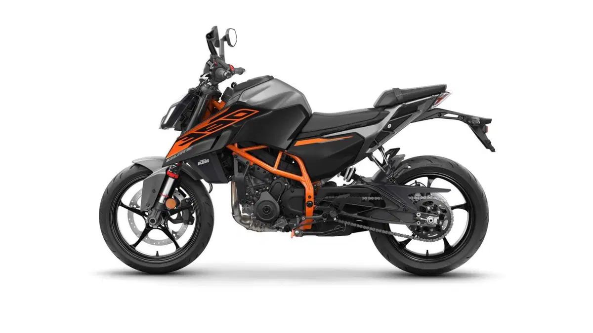 KTM 390 Duke  390 Duke (2026) (5)