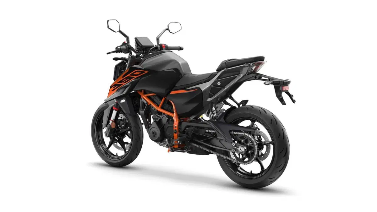 KTM 390 Duke  390 Duke (2026) (4)