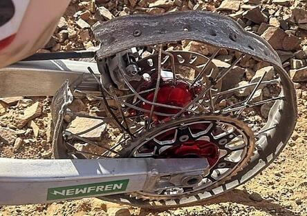 Dakar 2026. T5 BIS. Manca solo lo Yeti con il randello dietro la duna [VIDEO]