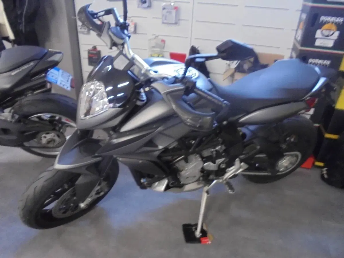 MV Agusta Rivale 800 EAS (2013 -15) (6)