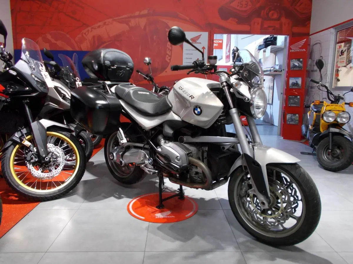Bmw R 1200 R (2006 - 11) (9)