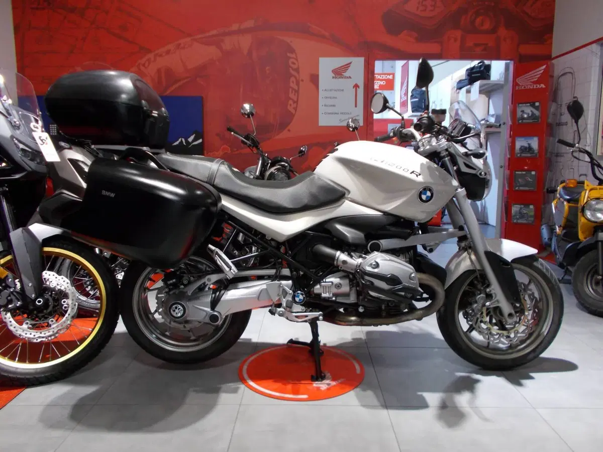 Bmw R 1200 R (2006 - 11) (10)