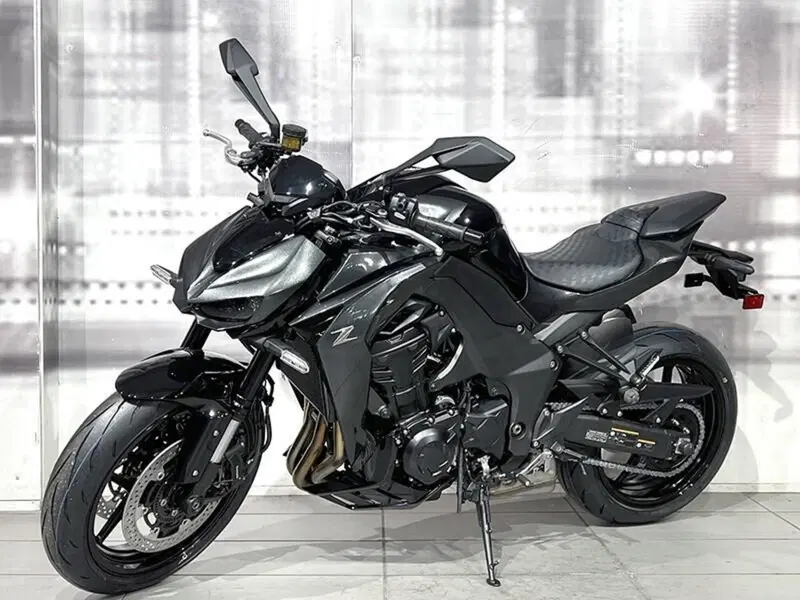 Kawasaki Z 1100 (2026) (6)