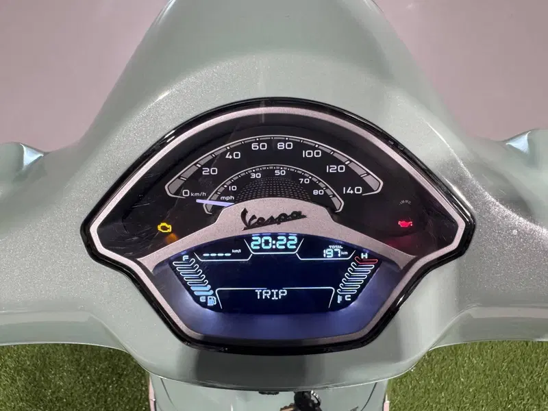 Vespa Primavera 125 (2024 - 25) (7)
