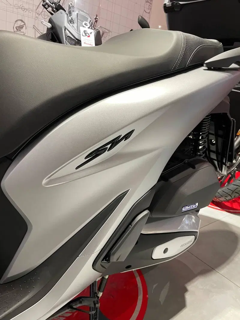 Honda SH 125 (2026) (10)