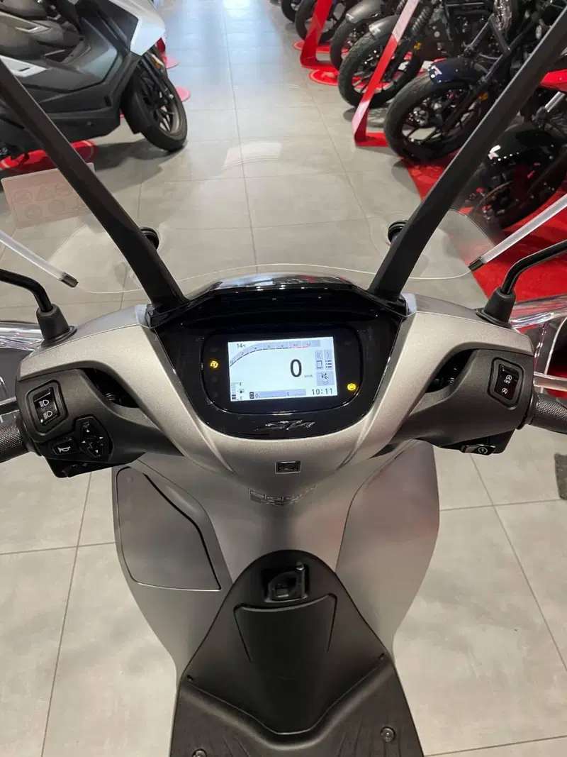 Honda SH 150 (2026) (10)